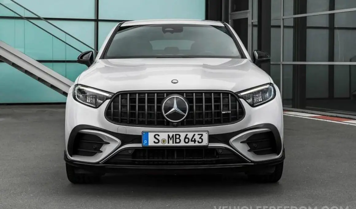 Mercedes AMG GLC 63 E Performance And GLC 43 Coupes To Be Powered By 4-Cylinder Engine